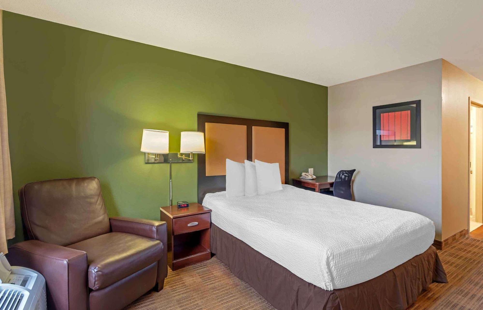 Extended Stay America Suites - Chicago - Woodfield Mall Schaumburg Dış mekan fotoğraf