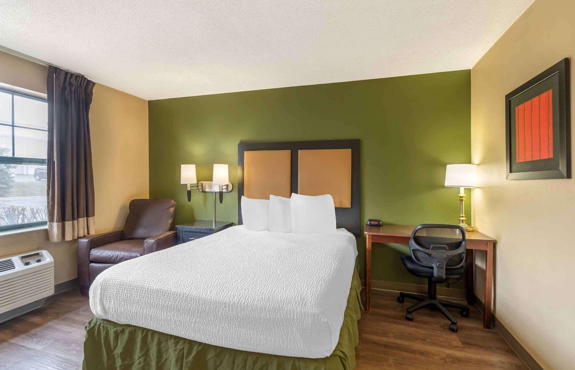 Extended Stay America Suites - Chicago - Woodfield Mall Schaumburg Dış mekan fotoğraf